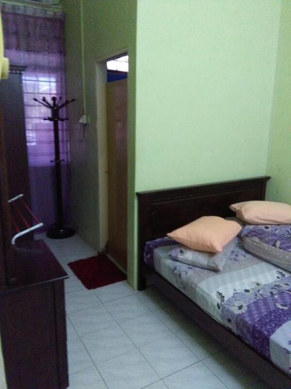 Deenaz Utara Homestay อลอร์สตาร์ ภายนอก รูปภาพ