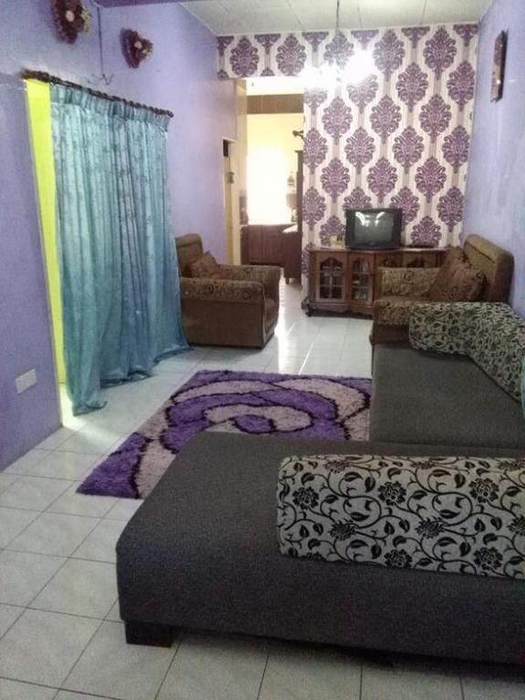 Deenaz Utara Homestay อลอร์สตาร์ ภายนอก รูปภาพ