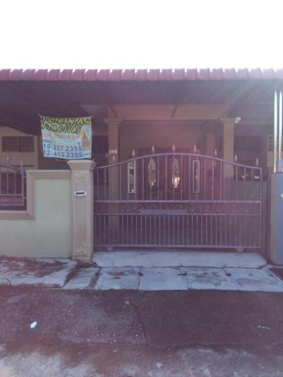 Deenaz Utara Homestay อลอร์สตาร์ ภายนอก รูปภาพ